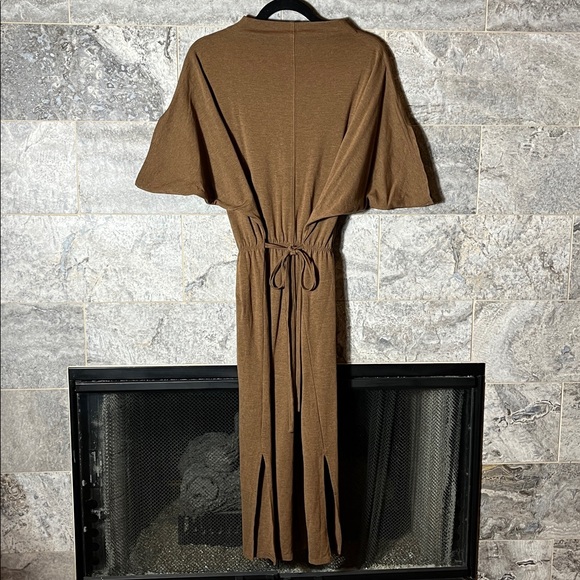 💥HP💥PROLOGUE Turtleneck Bat Wing Midi Dress – Medium – Brown/Tan - Picture 7 of 8